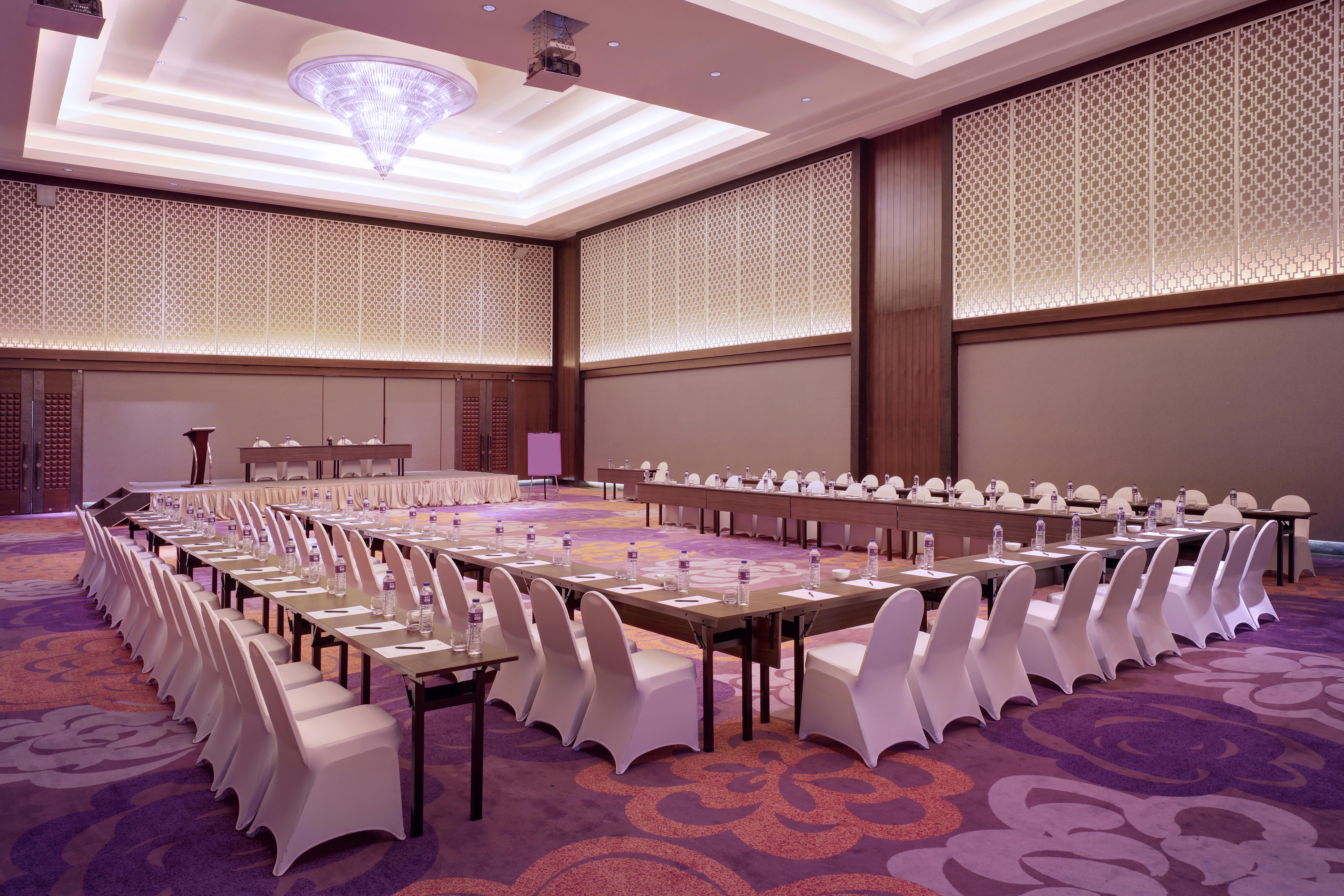 Grand Mercure Bandung Setiabudi Exterior foto